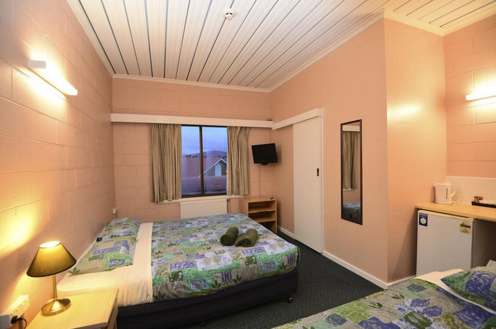 ג'ינדביין Alpine Resort Motel מראה חיצוני תמונה