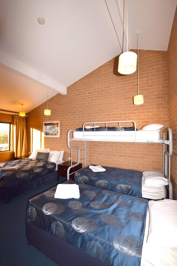 ג'ינדביין Alpine Resort Motel מראה חיצוני תמונה