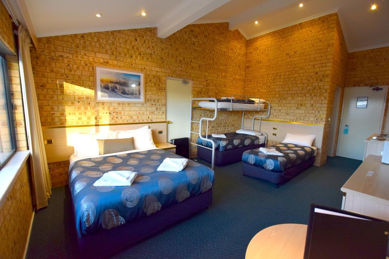 ג'ינדביין Alpine Resort Motel מראה חיצוני תמונה