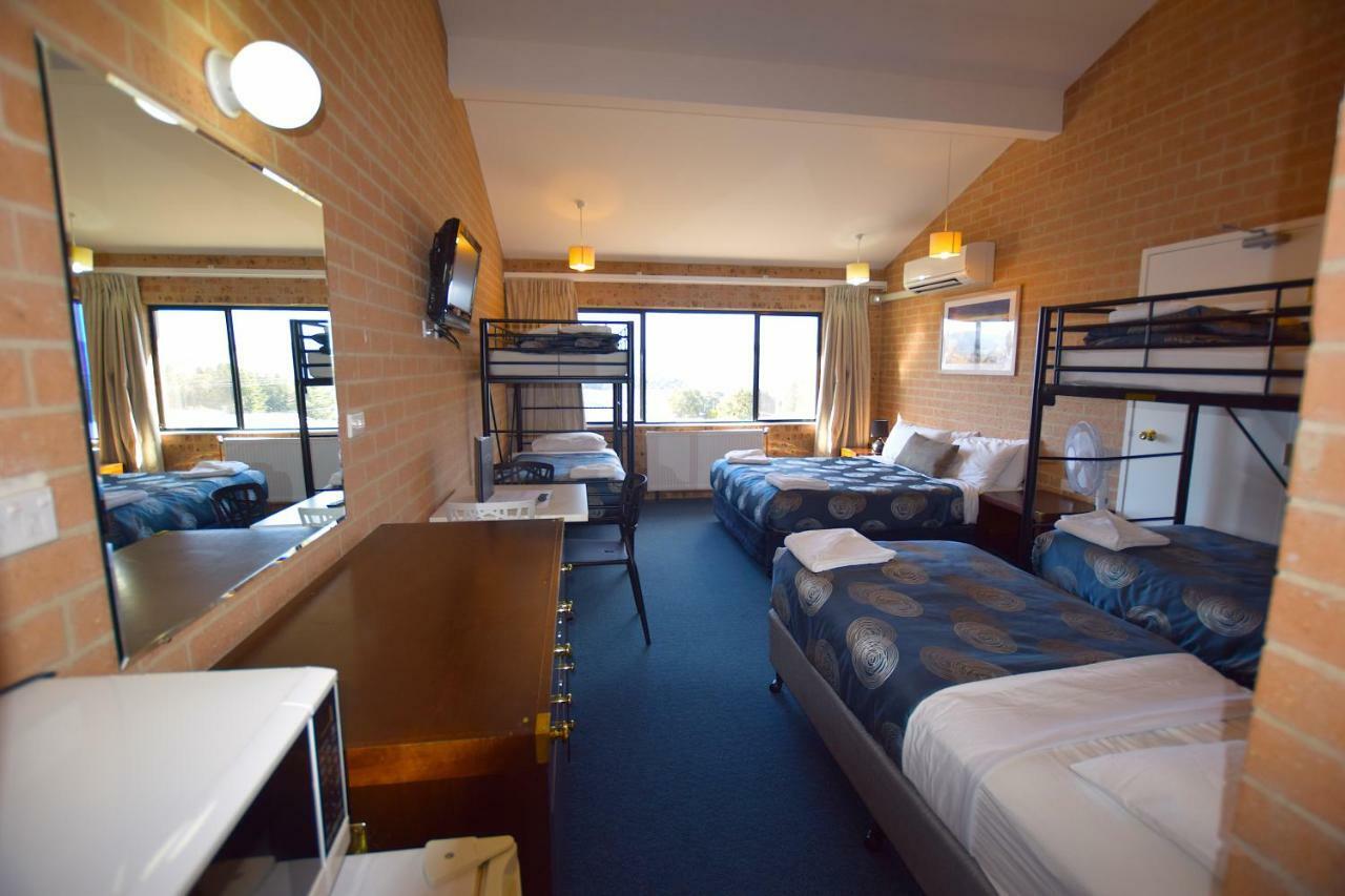 ג'ינדביין Alpine Resort Motel מראה חיצוני תמונה